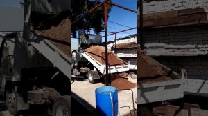 Минисамосвал Isuzu ELF, доставка песка ~2куб.м.