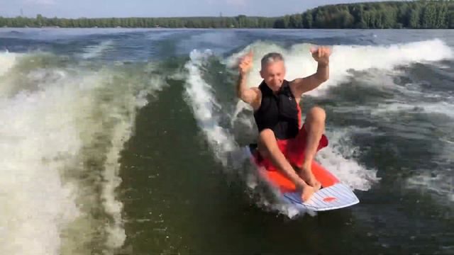 Один на один с вейксёрфом...#серф #экстрим #вейксерф смотреть онлайн