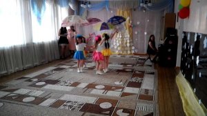 танец с зонтиками подготовительная группа