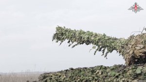 Кадры боевой работы экипажей танков Т-90А