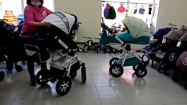 Модульная коляска Expander Mondo смотреть онлайн