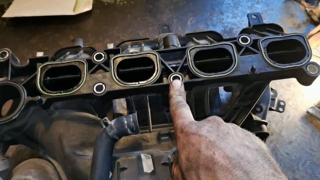 Ремонт вихревых заслонок на автомобиле Форд Фокус 2 1.8 смотреть онлайн