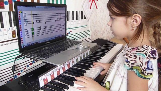 SOFT MOZART Recital 2018 2019 Emilia 6 plays Ladushki смотреть онлайн