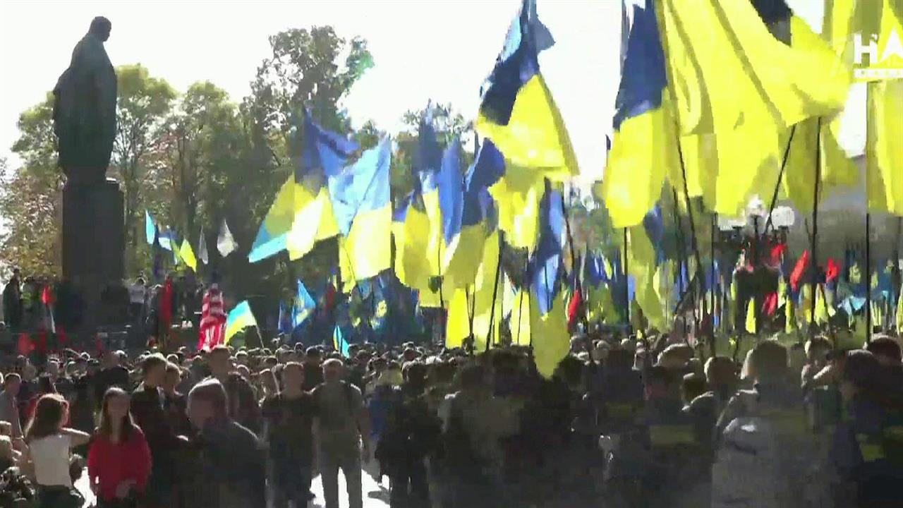 На Украине националисты поставили Владимиру Зеленскому ультиматум