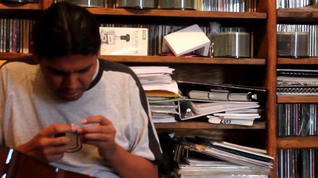 Unboxing Guitarra Electroacústica смотреть онлайн