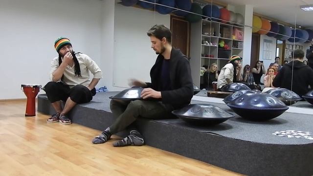 Что такое Ханг? Космическая музыка в г.Находка. смотреть онлайн