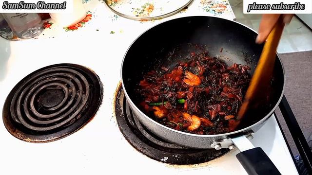 Lal Shak Chingri Recipe | Lal Saag Recipe | Red Amaranth Shrimp Recipe | SamSum Channel смотреть онлайн