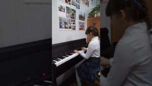 Духанина Анастасия, 9 лет, (фортепиано)  И Пахельбель Сарабанда