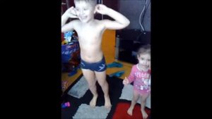 100 приседаний