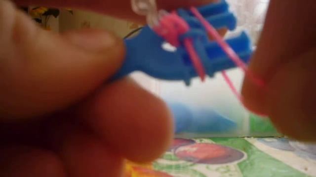 плетение браслетов из ризинок смотреть онлайн