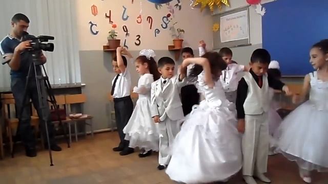 вальс первоклассников смотреть онлайн