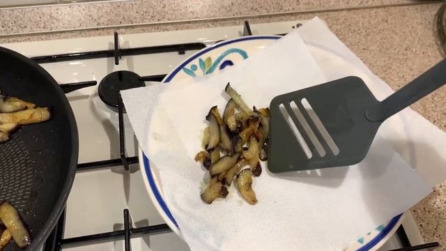 Салат с баклажаном? и яйцом - идеальное сочетание! смотреть онлайн