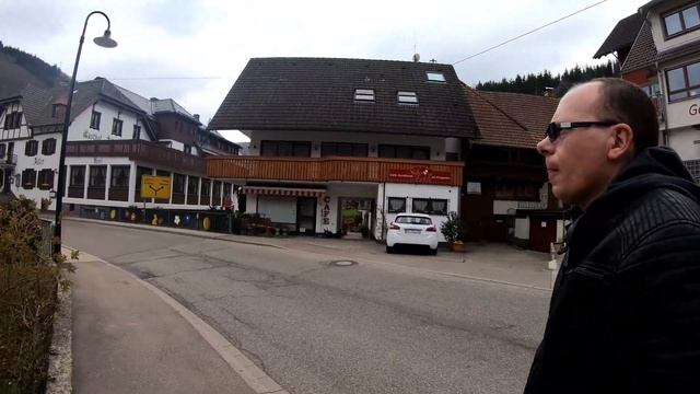 Лесная кузница. Работы местного художника. Родина часов с кукушкой. Часть третья.