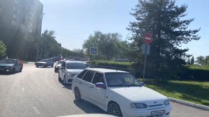 АВТОПРОБЕГ. ПОЗДРАВЛЕНИЕ ВЕТЕРАНА С ДНЕМ ПОБЕДЫ. Астрахань.