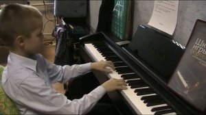 The Beatles - Yesterday. естудей на фортепиано Boy is 10 years old.