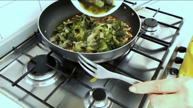 🎄 Savor Napoli's Yuletide Flavor: Crafting the Perfect Neapolitan Escarole Pizza! 🍕 смотреть онлайн