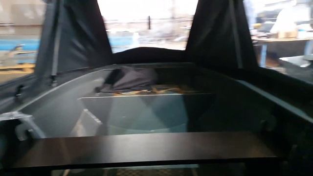 Готовимся к холодам вместе с ходовыми тентами на моторные лодки Swimmer 370 и Swimmer 370XL смотреть онлайн