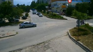 Перекрёсток в Щёлкино, 11.06.2015 - time-lapse с камеры 2