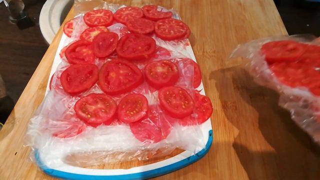 Заготовка еды: суповая заправка, необычное варенье, заморозка овощей, зелень на хранение. смотреть онлайн