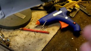 устройство для выправления вмятин автомобиле на металле и пластике после удара