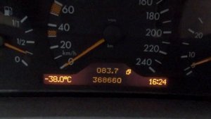 Как убрать ошибки с экрана дисплея Mercedes W210