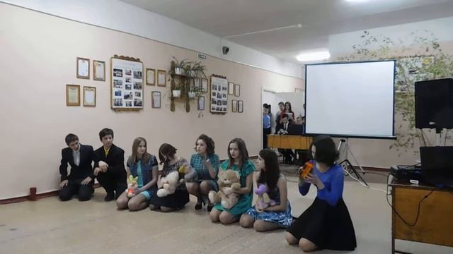 8 марта 2017. Песня мамонтенка 9 класса смотреть онлайн