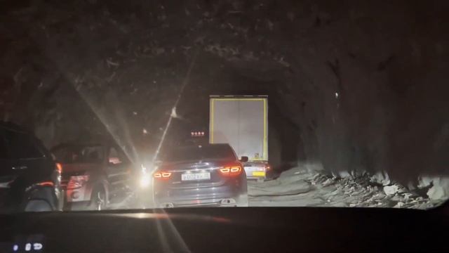Граница Грузия Россия   Как пройти быстро и без очереди   Верхний Ларс   Ужасный пробки, беспредел