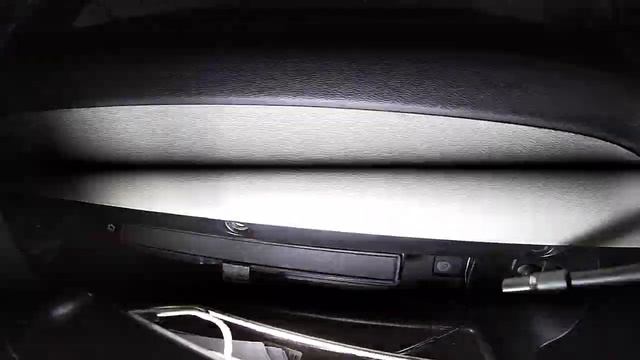 Volvo XC40 - замена салонного фильтра ? смотреть онлайн