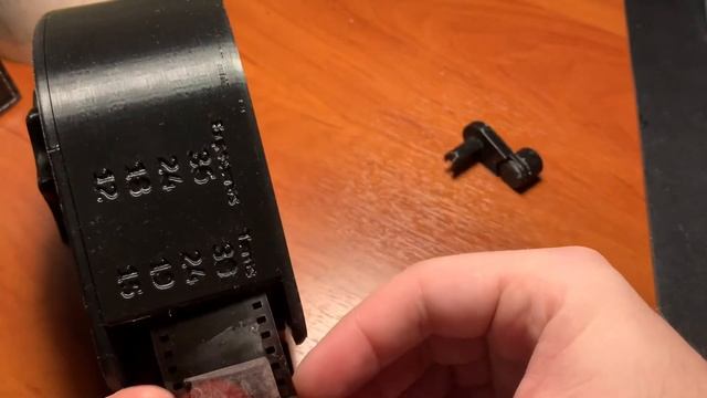 Машинка для намотки 35мм фотопленки из бобины в катушку смотреть онлайн