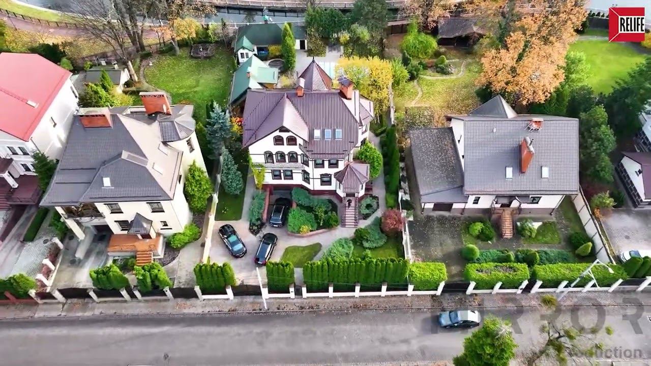 Недвижимость (верхнее озеро) | Классическая аэросъёмка смотреть онлайн