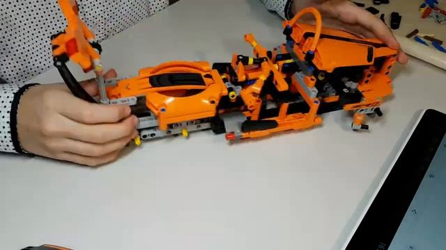 Lego Technic Custom Snowmobile 42093 смотреть онлайн