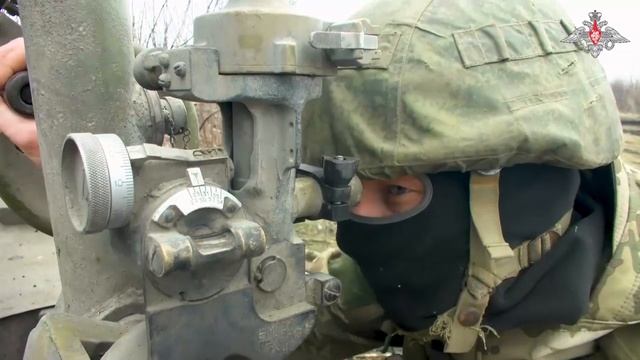 Боевая работа расчета РСЗО Град на Южно Донецком направлении смотреть онлайн