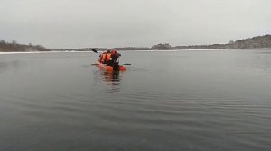 На катабайде с мотором по реке Сура. Февральские покатушки.