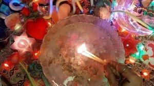 Чистка отношений, эмоций, пары , канала отношений от негатива.