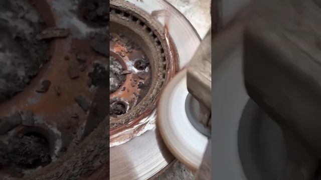 Nissan Tiida C13. Что случилось с тиидой за 7 лет и 100к км пробега смотреть онлайн