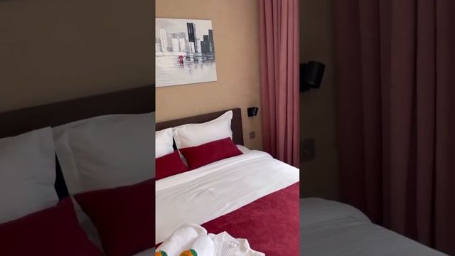 Посуточно Санкт-Петербург у метро «Комендантский проспект»