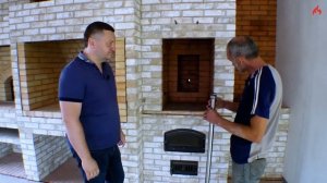 "Печь барбекю из кирпича?" Обзор строительства барбекю комплекса в облицовочном кирпиче.
