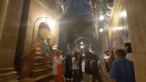 Иерусалим: молитва францисканских монахов в Храме Гроба Господня / Franciscans in the Holy Sepulche