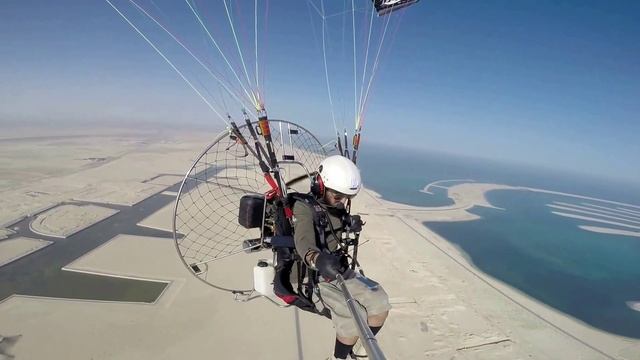 Paramotor flight around Jebel Ali Palm смотреть онлайн