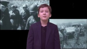 Стихотворение Роберта Рождественского "На земле безжалостно маленькой..."