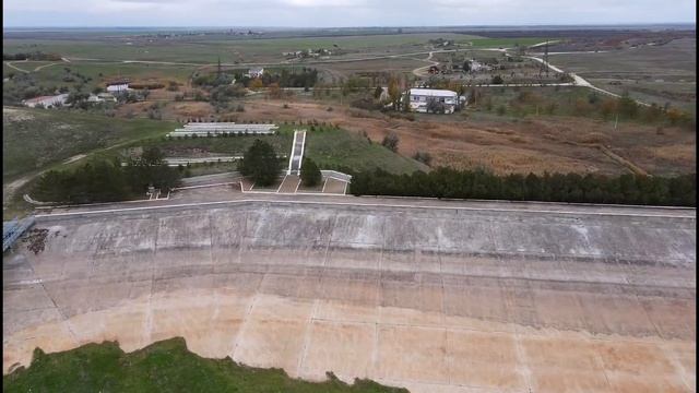 СЕВЕРО-КРЫМСКИЙ канал и ФРОНТОВОЕ водохранилище.Вода в Крыму в ИЗОБИЛИИ смотреть онлайн