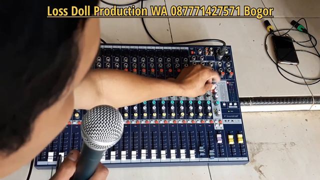 mixer Soundcraft EFX 16