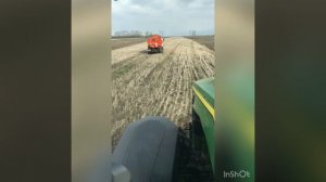 Посев ячменя 2022 на тракторе John Deere 8R , небольшая грязь