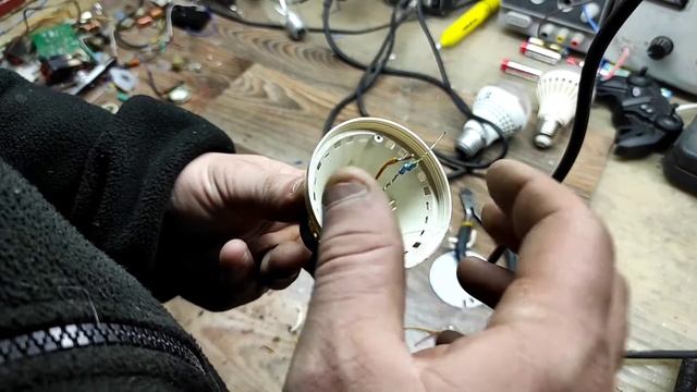 Делаєм лампи LED DC-12B. смотреть онлайн