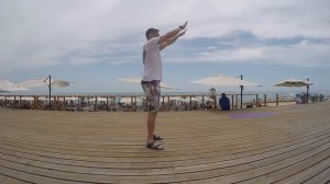 «Воздушные» приседания