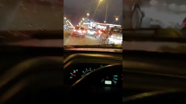 Ваз 2113. По ночному Екатеринбургу от первого лица на тринашке