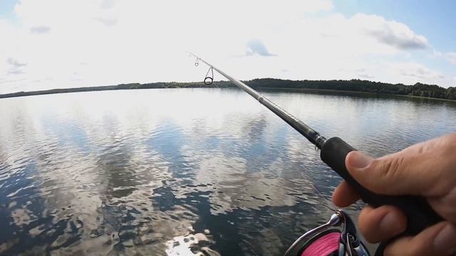 Рыбалка с друзьями на одном из красивых озер Смоленской области смотреть онлайн