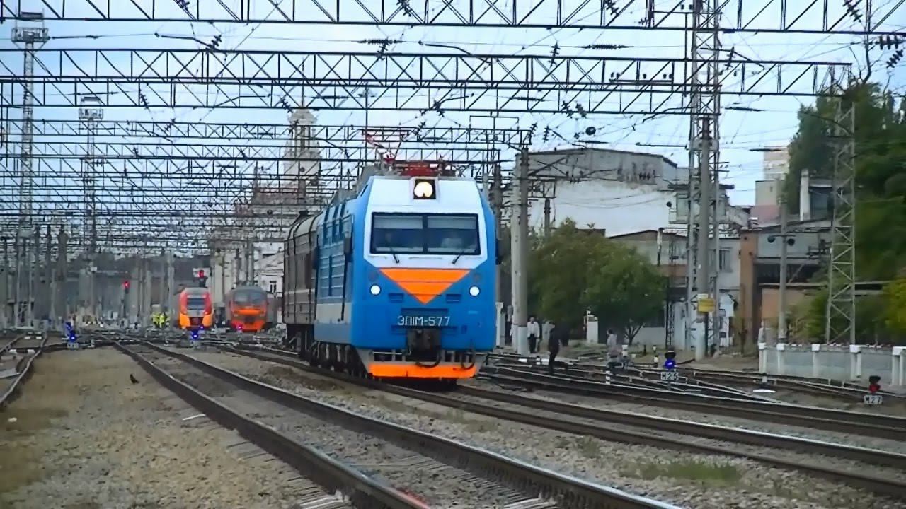 ЭП1М-577 с вагоном-дефектоскопом смотреть онлайн