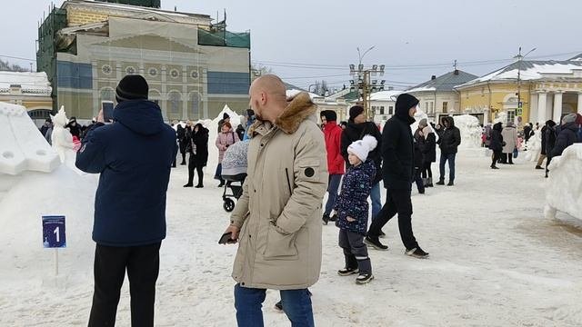 Фестиваль Скульптур из снега в Костроме 2023 г. Участник 1