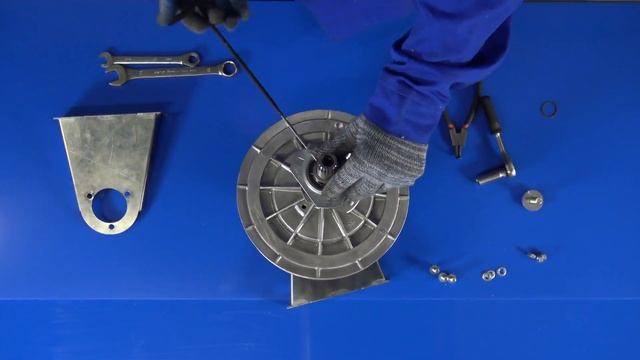 Двух-опорная ведомая трансмиссия вариатора Сафари. смотреть онлайн